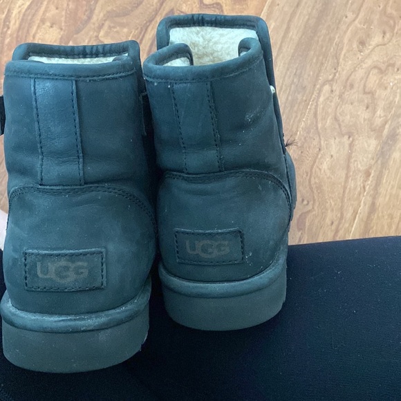 UGG SIZE 11 - Good condition - RELLA style - black - Picture 4 of 11